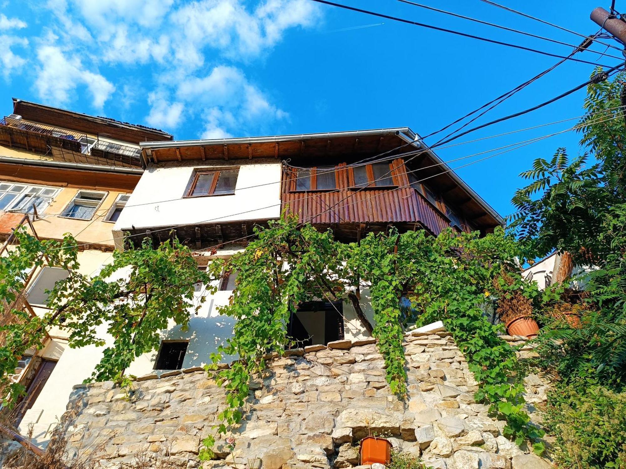 Bobevata Guest House - Floor 1 - Stunning View Old Town Veliko Turnovo Bagian luar foto